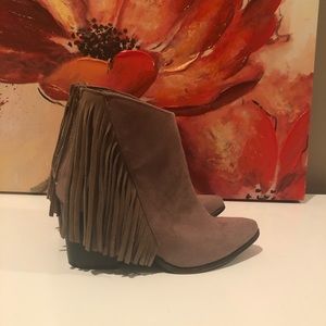 Taupe suede western booties size 7.5 womens